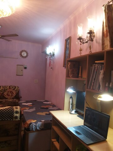 Living Room in 3 BHK Independent House at Sector 50 – for Rent