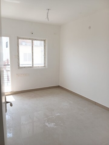 Room in 2 BHK Apartment at Miyapur – for Sale