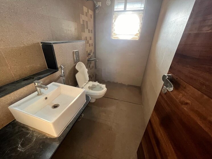 Bathroom, vertical-oriana 2 Bedroom 1055 Sq.Ft. Apartment In Keshav Nagar Pune 8018036