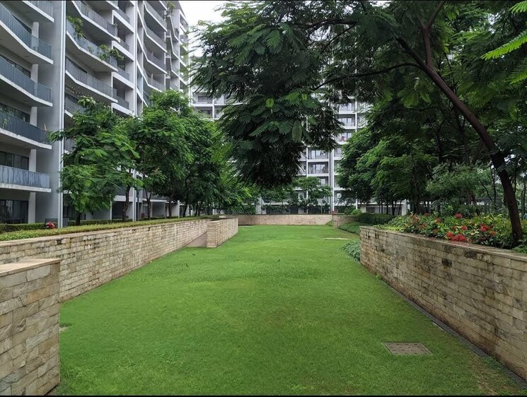 Garden, ireo-skyon 3 Bedroom 2045 Sq.Ft. Apartment In Sector 60 Gurgaon 8018133