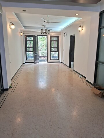 3 BHK Builder Floor For Rent in Kalkaji