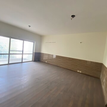 Room in 3.5 BHK Villa at BPTP Parklands Villa, Sector 88 – for Sale
