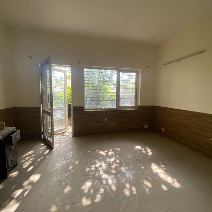 Kitchen, bptp-parklands-villa 3.5 Bedroom 350 Sq.Yd. Villa In Sector 88 Faridabad 8018413