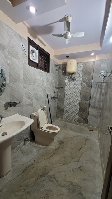 Bathroom in 3.5 BHK Builder Floor at Dilshad Colony – for Sale
