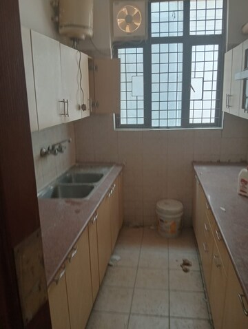 Kitchen in 3 BHK Builder Floor at Sector 23 – for Rent