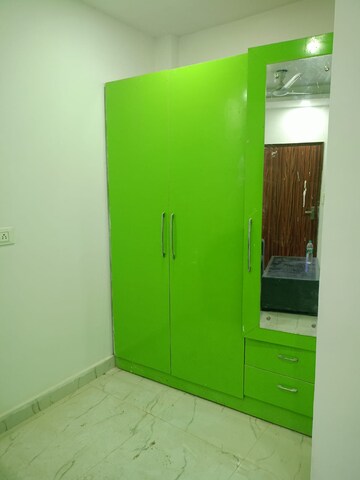 Room in 1 BHK Builder Floor at Ansal Sushant Lok I, Sector 43 – for Rent