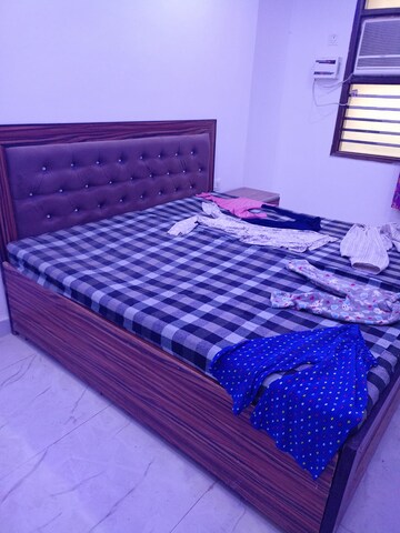 Bedroom in 1 BHK Builder Floor at Ansal Sushant Lok I, Sector 43 – for Rent