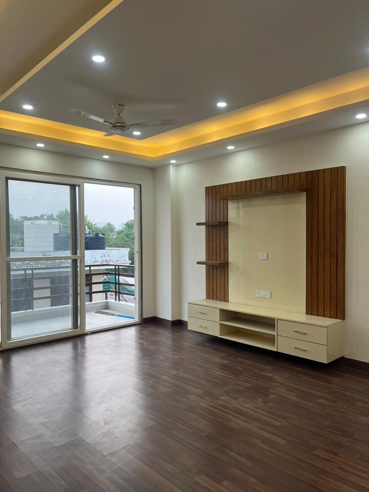 Master Bedroom, sector 23 3 Bedroom 360 Sq.Yd. Builder Floor In Sector 23 Gurgaon 8018587
