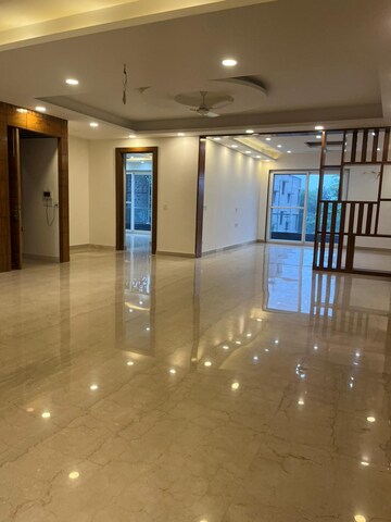 Living Room in 3 BHK Builder Floor at Sector 23 – for Rent