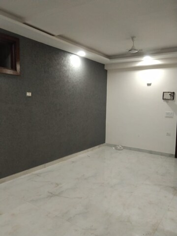 2 BHK Builder Floor For Sale in Sector 72