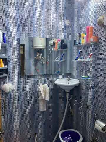 Attached Bathroom in 4 BHK Builder Floor at Dilshad Garden – for Sale