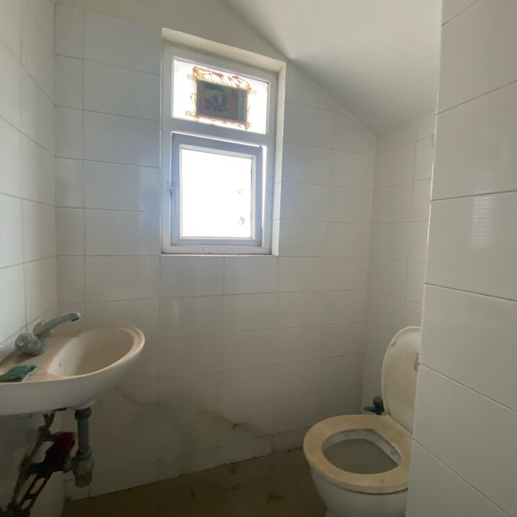 Attached Bathroom, bptp-parklands-villa 3.5 Bedroom 350 Sq.Yd. Villa In Sector 88 Faridabad 8018834