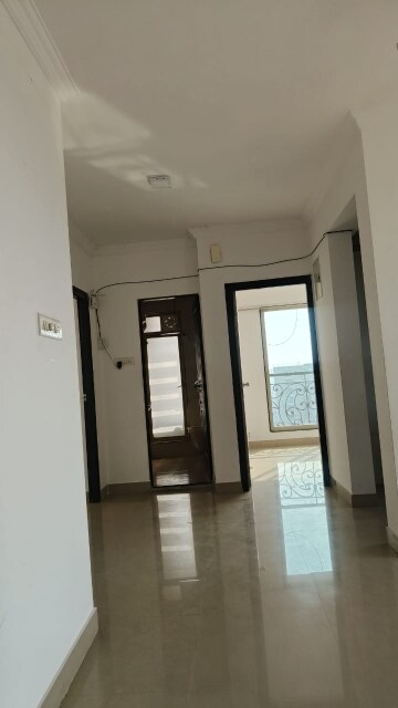 Master Bedroom in 2 BHK Apartment at Fairmont Palazo, Santacruz East – for Rent