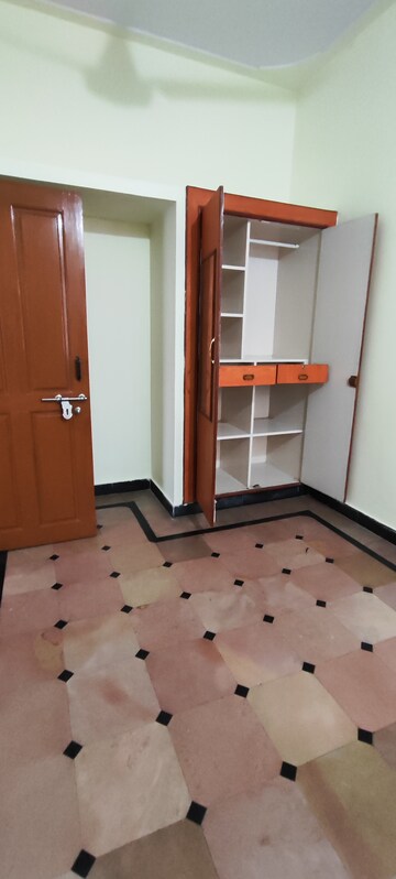 Room in 2 BHK Independent House at Koramangala – for Rent