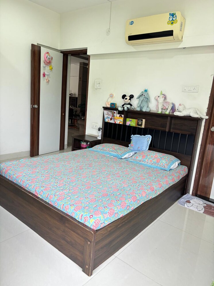 Bedroom, concrete-sunshine-residency 4 Bedroom 2100 Sq.Ft. Apartment In Lulla Nagar Pune 8018733