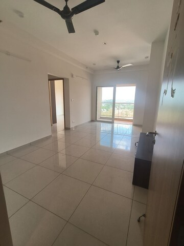Room in 2 BHK Apartment at Sobha Dream Gardens, Thanisandra Main Road – for Rent