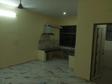 Living Room in 1 BHK Builder Floor at Sector 23 – for Rent