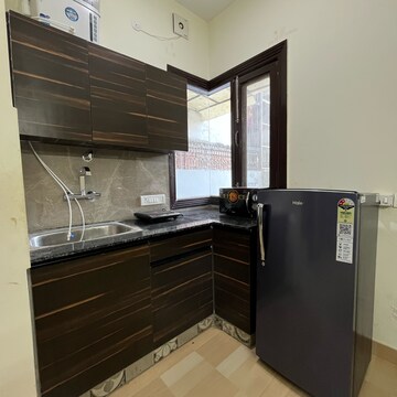 Kitchen in 1 BHK Builder Floor at Ansal Sushant Lok I, Sector 43 – for Rent