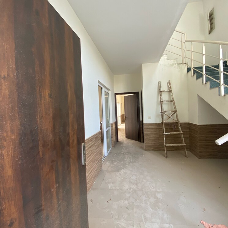 undefined, bptp-parklands-villa 3.5 Bedroom 350 Sq.Yd. Villa In Sector 88 Faridabad 8018879