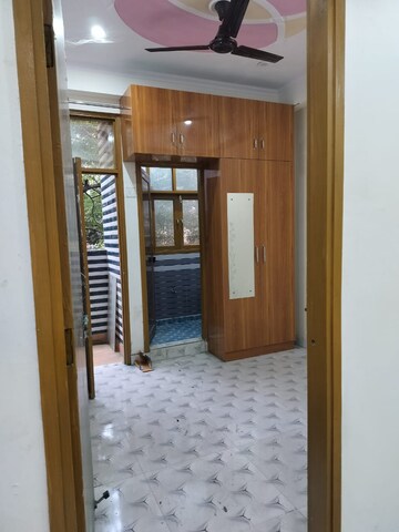 Room in 3 BHK Apartment at Unity House Girgaon, Girgaon – for Rent