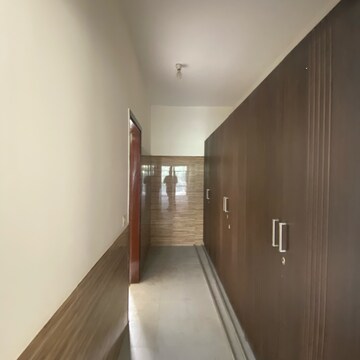 Building Lobby in 3.5 BHK Villa at BPTP Parklands Villa, Sector 88 – for Sale