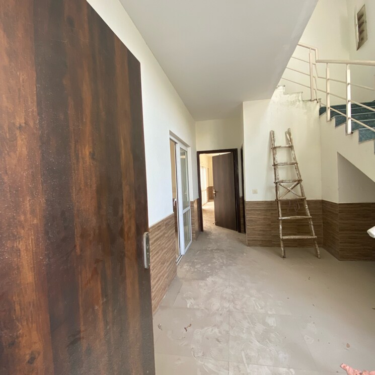 undefined, bptp-parklands-villa 3.5 Bedroom 350 Sq.Yd. Villa In Sector 88 Faridabad 8018947