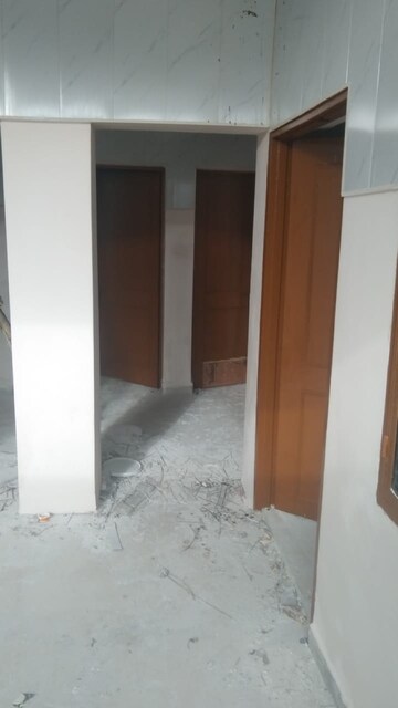 Room in 4 BHK Independent House at Kargi – for Rent