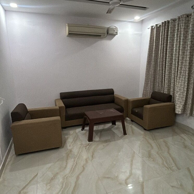 Living Room, high ground 3.5 Bedroom 1420 Sq.Ft. Apartment In High Ground Zirakpur 8019310
