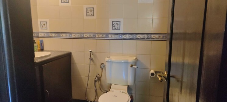 Bathroom, sp-acropolis-patropolis-and-heliopolis 3 Bedroom 1800 Sq.Ft. Apartment In Azad Nagar Colaba Mumbai 8019324