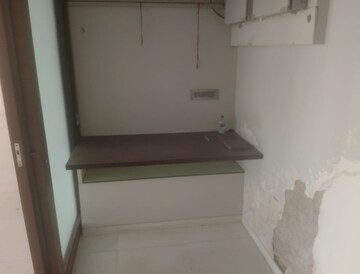  2 BHK Apartment at A1 Apartment, Malabar Hill – for Sale