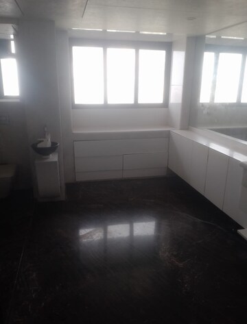  2 BHK Apartment at A1 Apartment, Malabar Hill – for Sale