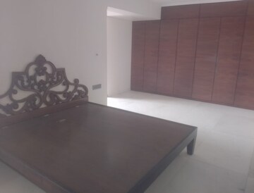 Bedroom in 2 BHK Apartment at A1 Apartment, Malabar Hill – for Sale