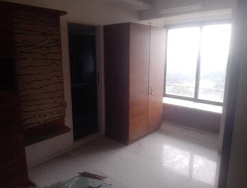 Room in 2 BHK Apartment at A1 Apartment, Malabar Hill – for Sale