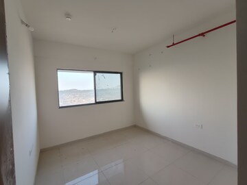 Room in 2 BHK Apartment at Shapoorji Pallonji Vahana Yahavi Phase 1, Bavdhan – for Rent
