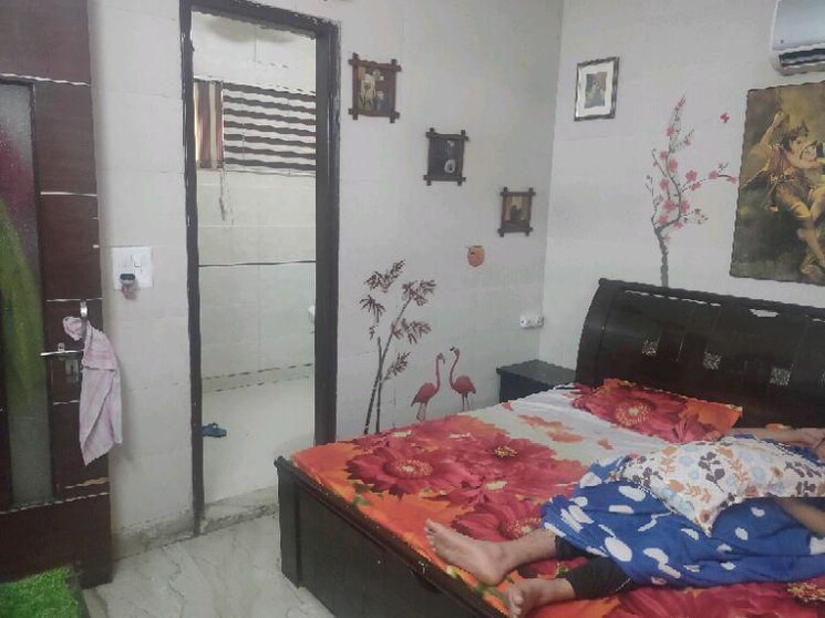 Master Bedroom, rohini sector 24 3 Bedroom 60 Sq.Mt. Builder Floor In Rohini Sector 24 Delhi 8019537