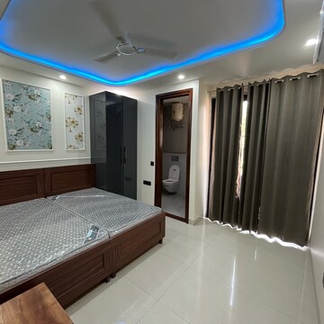 Bedroom in 2 BHK Builder Floor at Ansal Sushant Lok I, Sushant Lok I – for Rent