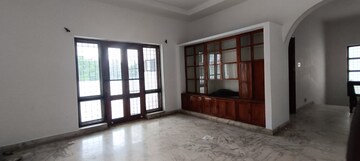Room in 5 BHK Independent House at Banjara Hills – for Rent