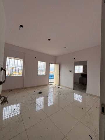 Team Area in 1 BHK Apartment at Hsr Layout – for Rent