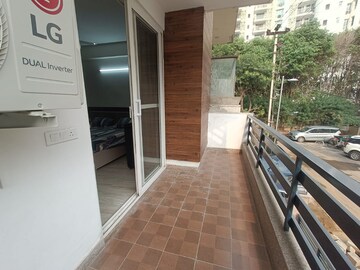Balcony in 1 BHK Apartment at Sector 54 – for Rent
