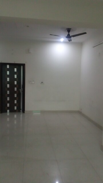 Room in 2 BHK Builder Floor at Sector 47 – for Rent
