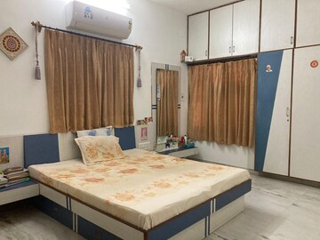 Bedroom in 6+ BHK Villa at Gurukul – for Sale