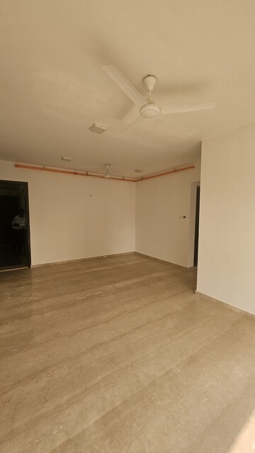 Room in 2 BHK Apartment at Lajpat Nagar – for Rent