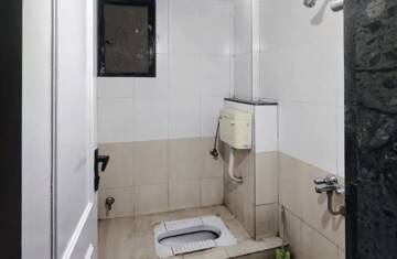 Bathroom in  Pg at Thane West – for Rent