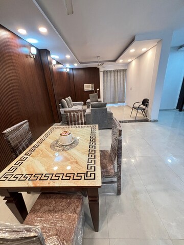 Living Room in 3 BHK Apartment at Sector 28 – for Rent
