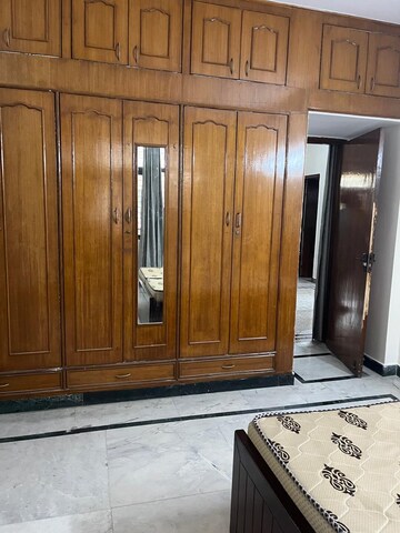 2 BHK Apartment For Rent in Lajpat Nagar