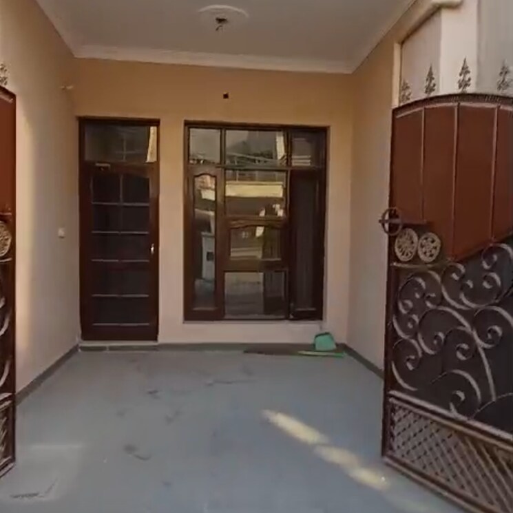 Living Room, patiala road 3 Bedroom 145 Sq.Yd. Villa In Patiala Road Zirakpur 8019874