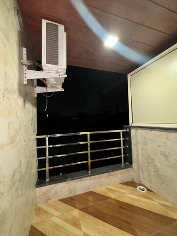 Balcony in 2 BHK Apartment at Lajpat Nagar – for Rent