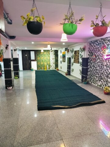 Building Lobby in 2 BHK Apartment at Lajpat Nagar – for Rent