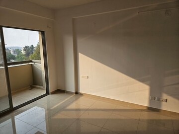 Room in 2 BHK Apartment at Hegde Nagar – for Sale