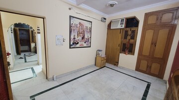 Bedroom in 3 BHK Apartment at Dilshad Garden – for Sale